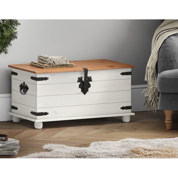 Corona White Blanket Box